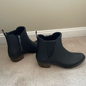 Lucky Brand Chelsea Rain boot